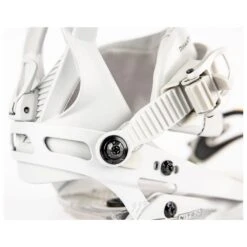 Lib Tech Pack Snowboard TRS + Fij -Glisshop 1e49af66aa4f32fb4ad849c4f4b3ae418511aa1c H23NITRBIN2339485 904 1