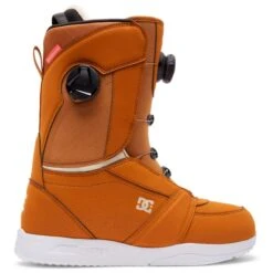 Botas DC Lotus Brown Off White 17 Botas DC Lotus Brown Off White -Glisshop 34e9113454e078e6938fd78f0ee06ab6df86dce1 H23DCUSBOO3326740 0 1