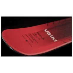 Volkl Pack Esquí Alpino Mantra Junior + Fij -Glisshop 44ea9ff010289f1a5d38d5e3c04caa6a604ed334 H24VOLKSKI397826 904