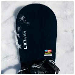 Tabla De Snowboard Lib Tech Skate Banana -Glisshop 54a8911ef35328905fc7c4b80d1019c638a2f462 H24LIBTBOA408189 912