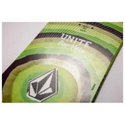 NITRO Pack Snowboard Ripper Youth X Volcom + Fij 27 NITRO Pack Snowboard Ripper Youth X Volcom + Fij -Glisshop 9af3da644c784730b4308d150224cd4b2de888ba H23NITRBOA252936 904